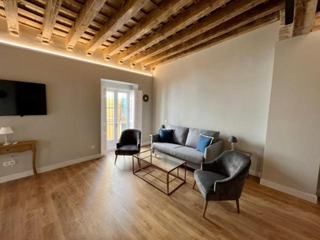 Ti1 Estiloso Loft 120m De La Catedral Tomas De Ibarra Street Apartament