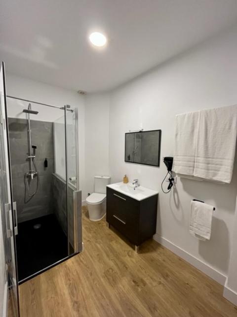 Ti1 Estiloso Loft 120m De La Catedral Tomas De Ibarra Street Apartment Sevilla