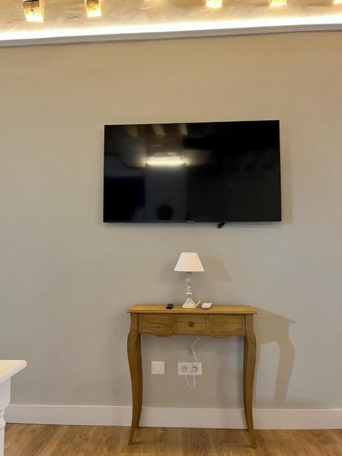 Ti1 Estiloso Loft 120m De La Catedral Tomas De Ibarra Street Apartament *